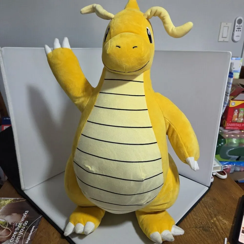 Jazwares Pokemon Jumbo Dragonite 24-in Plush New w/o tag